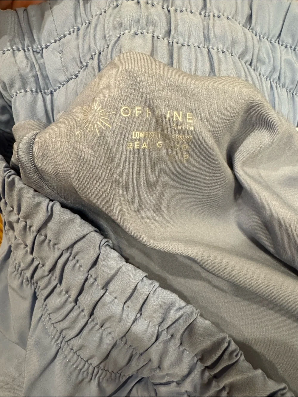 Offline by aerie 2” hot stuff shorts